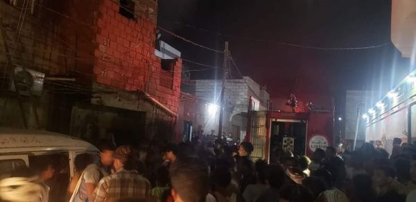 وفاة امرأة وأطفالها الأربعة بانفجار أسطوانة غاز في مدينة الحديدة 