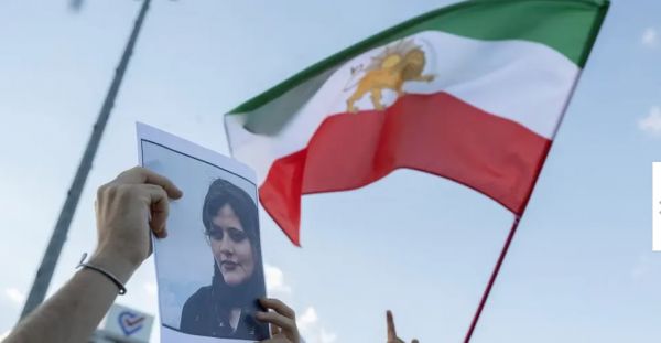 إيران.. تواصل الاحتجاجات وتهمة "الإفساد في الأرض" ذريعة للإعدامات