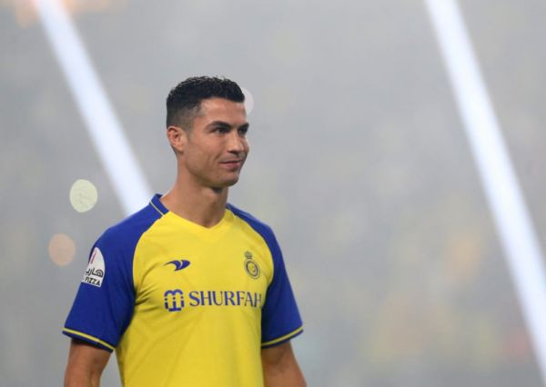 النصر السعودي يقدم لاعبه الجديد رونالدو 