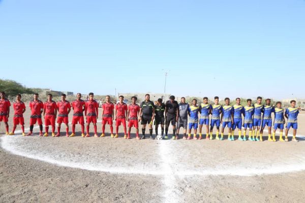 بطولة طفل تهامة الشهيد "عبدالعزيز الأسود".. منتخب موزع يخطف الأضواء والمخا يخطف بطاقة التأهل إلى النهائي 