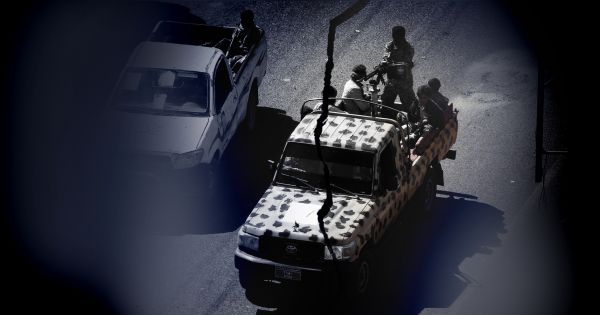 مليشيا الحوثي تطلق حملة ابتزاز في صنعاء ضد المطاعم الشعبية 