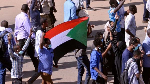 احتجاجات السودان: وزير الداخلية يعلن توقيف 816 شخصا منذ بدء الأحداث