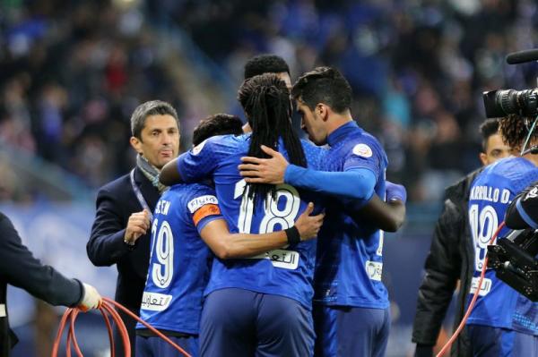 الدوري السعودي.. الهلال يحسم الكلاسيكو بثلاثية في أهلي جدة