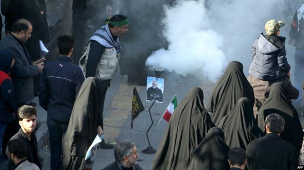 50 قتيلاً وأكثر من 200 جريح في تدافع خلال جنازة سليماني