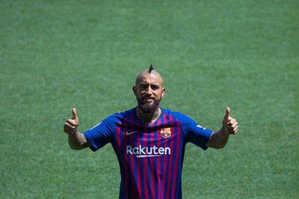 مانشستر يونايتد يدخل على خط ضم فيدال 