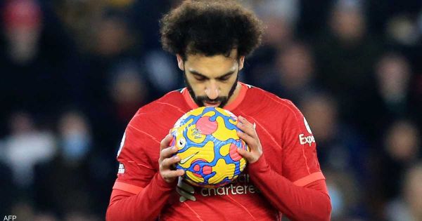 صلاح في قائمة الفيفا النهائية لأفضل لاعب في العالم