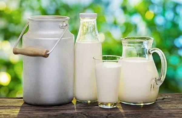 توقف فوراً عن شرب الحليب في هذه الحالات