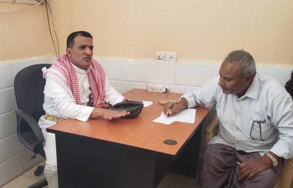 مدير المخا يزور المستشفى الرئيسي بالمديرية ويوجه بمعالجة الاختلالات والمشكلات