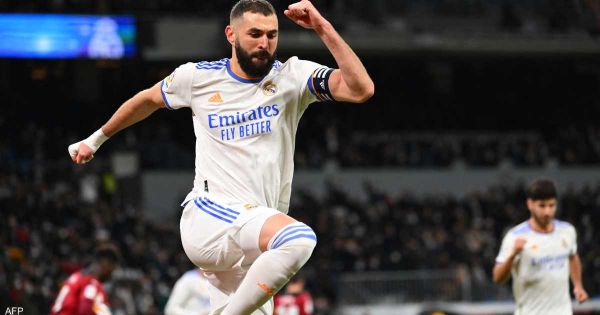 بنزيما وفينيسيوس يتألقان بفوز ريال مدريد الساحق 4-1 على فالنسيا