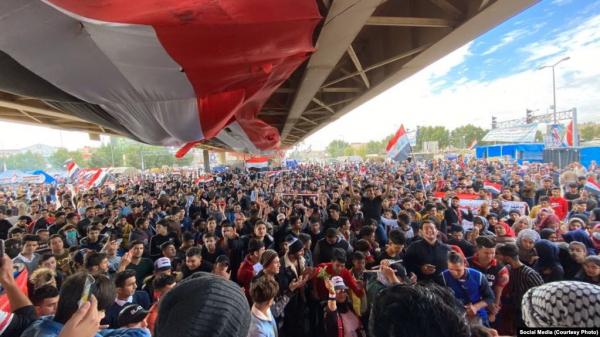 العراق.. المحتجون يلبون دعوات "إحياء الثورة"