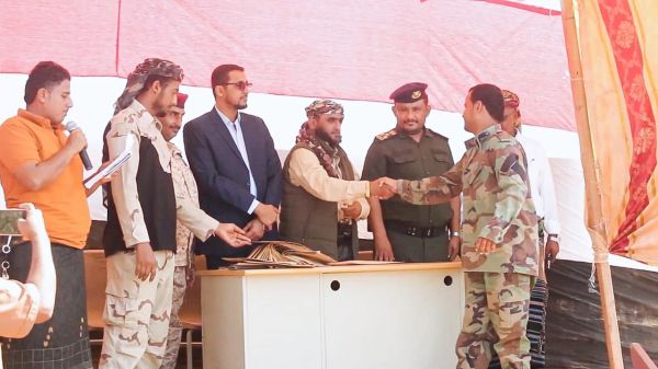 قيادة اللواء التاسع عمالقة تكرّم دفعة من المبرزين