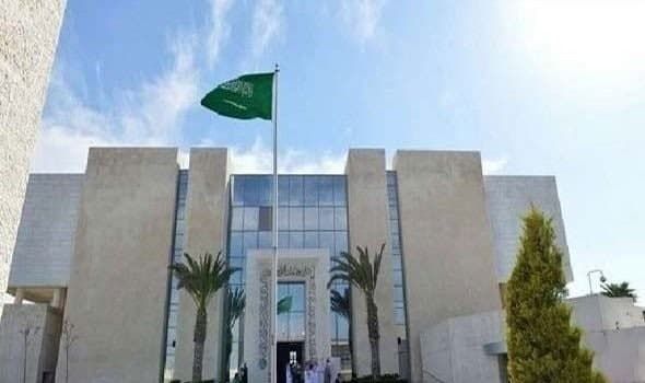السعودية: تصنيف ميليشيا الحوثي منظمة إرهابية سيحد من إرهابها وداعميه