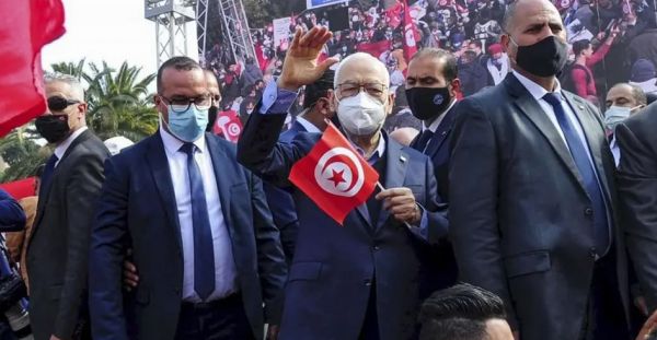 من بينهم قيادي بالنهضة.. حكم بسجن متهمين بغسل الأموال