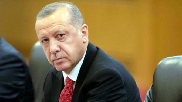 اردوغان يقود تركيا من "صفر مشاكل" إلى "صفر أصدقاء"