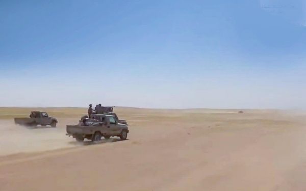 الجوف.. قوات الجيش والقبائل تستعيد السيطرة على مواقع استراتيجية في اليتمة 