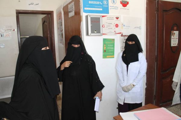 فيديو| رئيس دائرة المرأة في سياسي المقاومة تتفقد العاملات في عدد من المرافق بمديرية ذو باب المندب