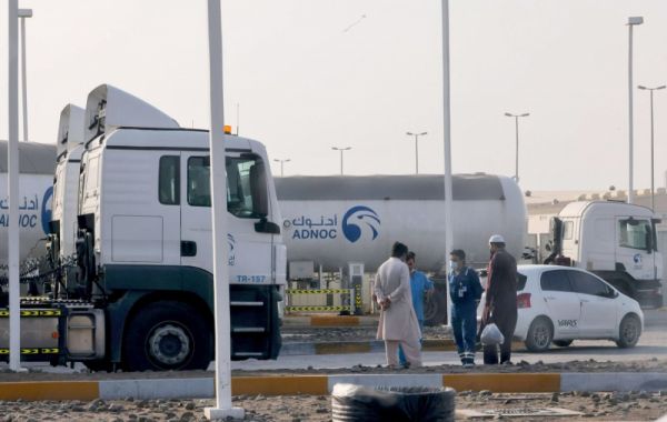 صحيفة لندنية: هجوم الحوثيين على أبوظبي يسرّع خطط استكمال تحرير الحديدة وموانئها