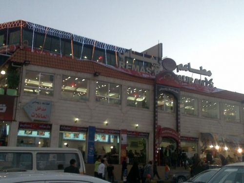 على خطى داعش.. معركة حوثية تطارد مطاعم صنعاء