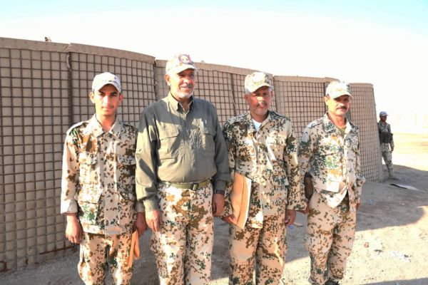 قيادة التوجيه المعنوي في المقاومة الوطنية تكرم جنديًا درّس 300 طفل في منطقةٍ محررةٍ حديثًا