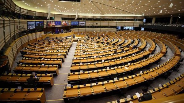 برلمانيون أوربيون يطالبون بتصنيف مليشيا الحوثي على قوائم الإرهاب 