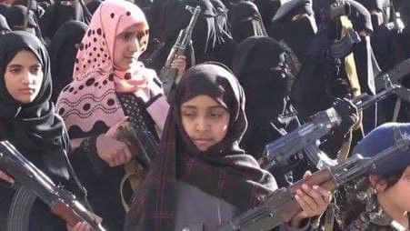 مليشيا الحوثي تُجند طالبات أفريقيات في صفوف "الزينبيات" 