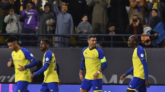 رونالدو ينقذ النصر بأول أهدافه 