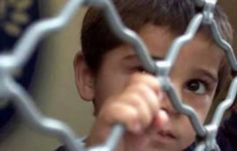 استراليا تعلن انهاء مشكلة الأطفال المهاجرين