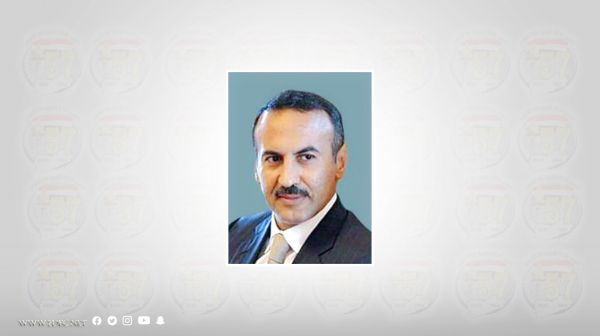 أحمد علي عبد الله صالح يُعزِّي في وفاة المهندس علي حميد شرف