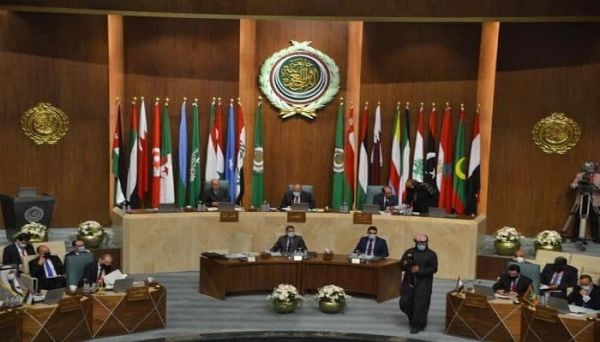 الخارجية اليمنية :  إيران تشجع الميليشيات الحوثية على تدمير اليمن
