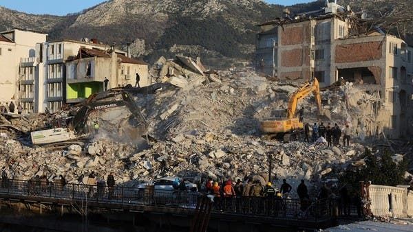 عدد ضحايا الزلزال يفوق الـ24 ألفاً.. ومؤشرات الحياة تحت الأنقاض تتراجع