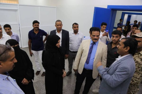 فيديو| أشادا بالنقلة النوعية.. وكيل تعز ومدير صحتها يزوران مستشفى 2 ديسمبر ومركز الشهيد عبدالعزيز عبدالغني 