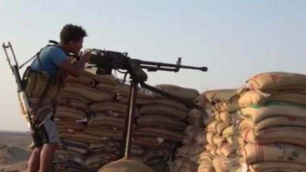قتلى وجرحى حوثيون وتدمير آليات في الساحل الغربي