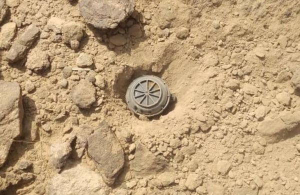 الجوف.. أهالي المتون يشكون كارثة الألغام الحوثية والمليشيا تتجاهل