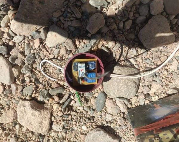 "دفاع شبوة" تفكك عبوات ناسفة في المصينعة