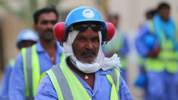 تقرير دولي: عمال مونديال قطر بلا أجور لأشهر و"تحت التهديد"
