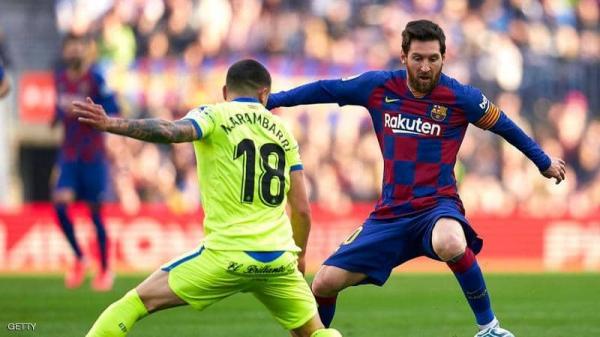 برشلونة يشعل سباق الصدارة بفوز صعب على خيتافي