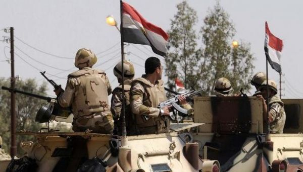 الجيش المصري يضبط أسلحة ومخدرات ويدمر 4 أنفاق بسيناء