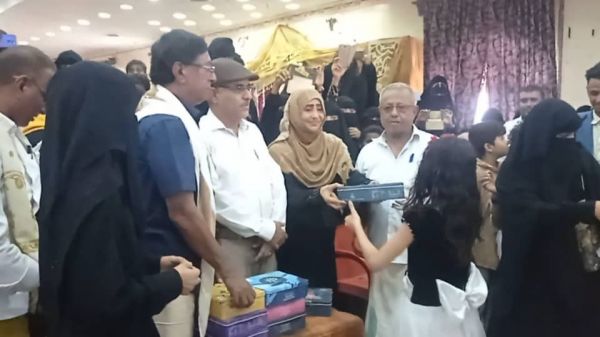 صور| بحضور أعضاء "سياسي" المقاومة الوطنية.. حفل تكريمي واسع لـ250 طالباً وطالبة من المتميزين في حيس 