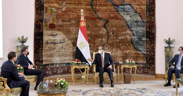 السيسي يلتقي دبيبة في القاهرة.. وعودة الطيران الليبي لمصر