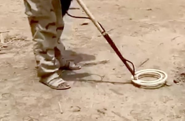 المخا .. تفكيك ونزع مخلفات متفجرات حوثية عثر عليها أثناء عملية مسح