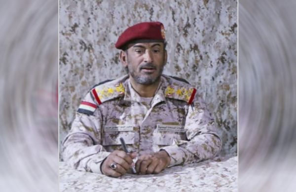 الفريق بن عزيز: أخرجنا الفئران الحوثية من مخابئها إلى معركة مفتوحة للقضاء عليها