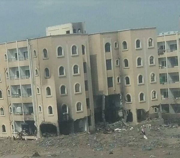 يتخذها الحوثيون مخازن للأسلحة ومعتقلا لآلاف المختطفين.. انفجارات تهز مدينة الصالح بتعز 