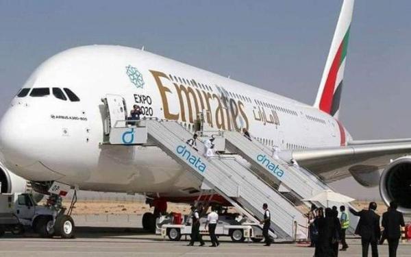 وصول الطلاب اليمنيين الدارسين في الصين إلى الإمارات وابن زايد يؤكد تقديم الرعاية الكاملة لهم