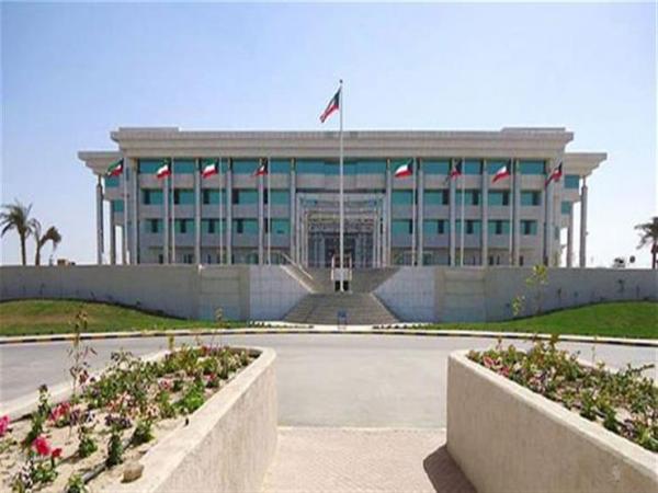 الكويت تلغي ملصق الإقامة في جواز السفر الخاص بالوافدين