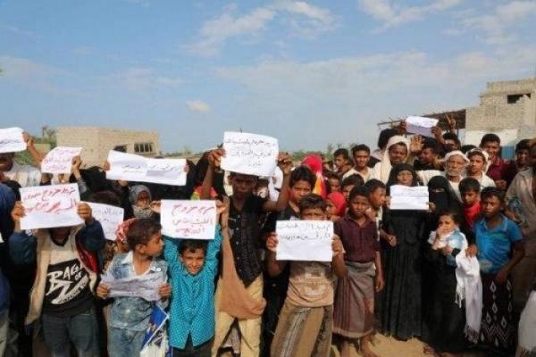 تتخذهم دروعا بشرية.. مليشيا الحوثي ترفض مغادرة ما تبقى من مدنيي الدريهمي