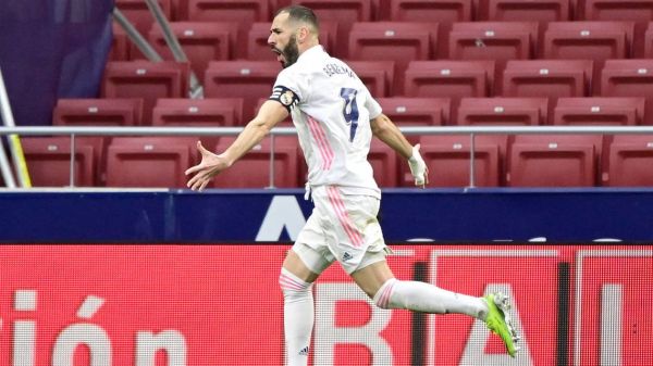دربي مدريد .. بنزيمة يرد على سواريس ويفرض تعادلاً على أتلتيكو