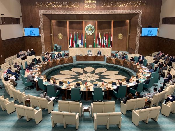 مشروع قرار يمني يُقدم لمجلس الجامعة العربية لإدانة جرائم مليشيا الحوثي الإرهابية 