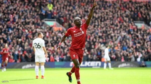 ليفربول يفوز ويقلص الفارق مع "مان سيتي"