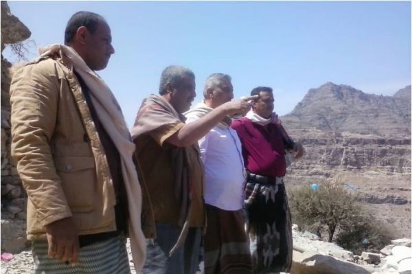 تعز..عضو برلمانية سياسي المقاومة الوطنية "هزاع" يواصل زياراته التفقدية بمديرية الصلو