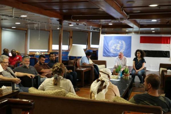 تعليق عمل الفريق الحكومي في لجنة تنسيق إعادة الانتشار بالحديدة 